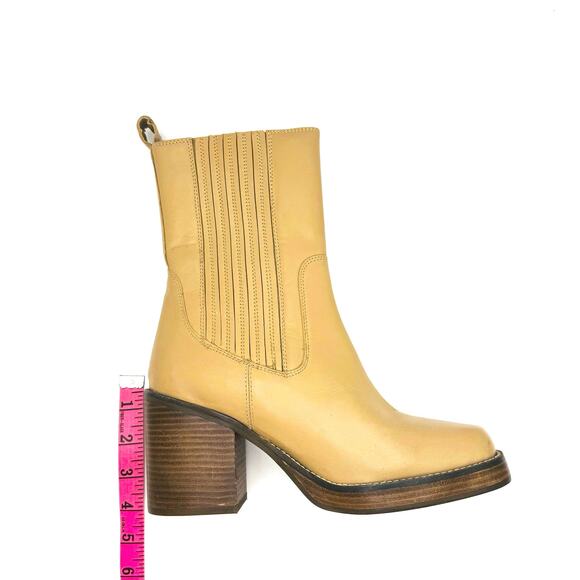 SEYCHELLES WESTERN BLOCK HEEL SWEET NEUTRAL BEIGE ESCAPE LEATHER BOOT  size 7 - Picture 9 of 11